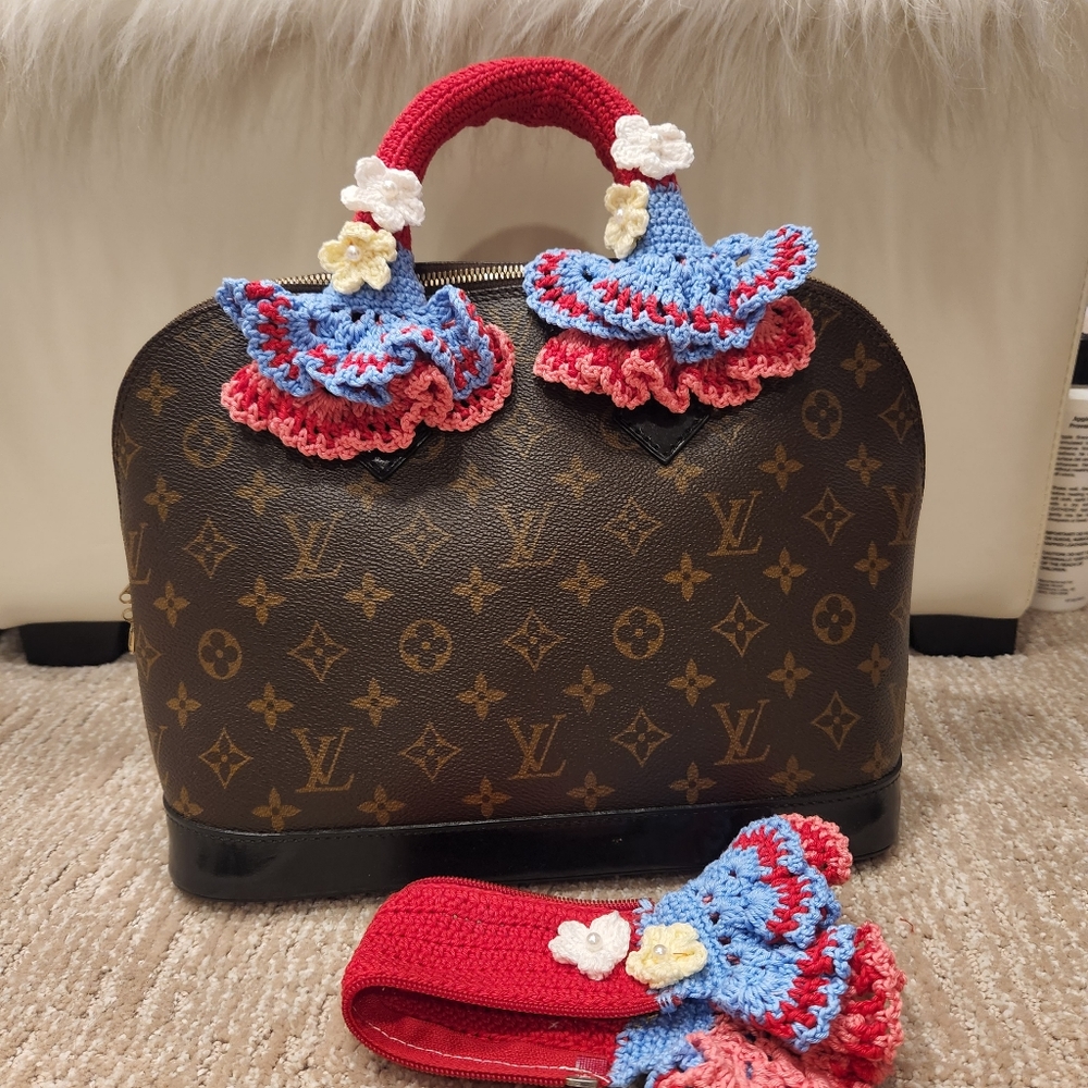 Crochet handbag handle..